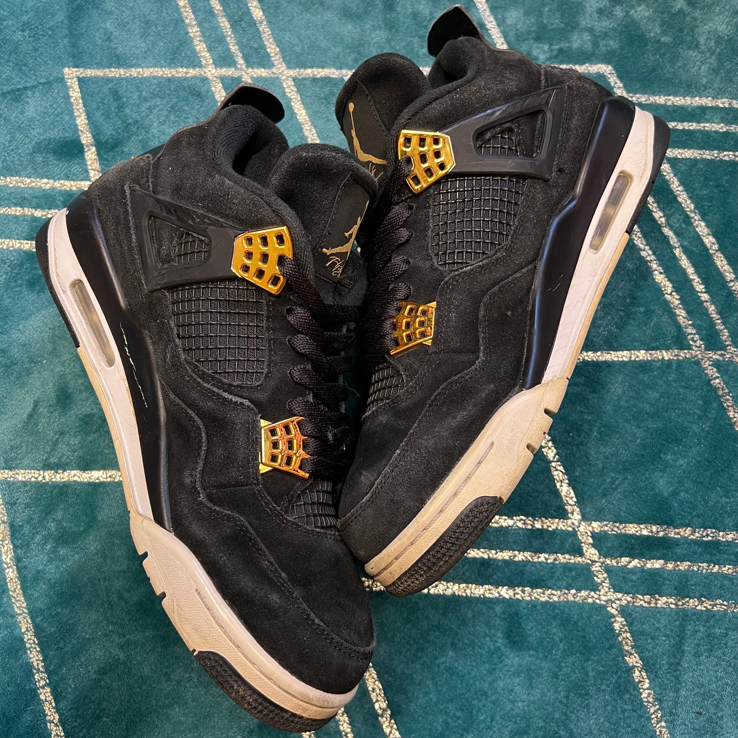 JORDAN 4 ROYALTY UK9 *PRE-LOVED*