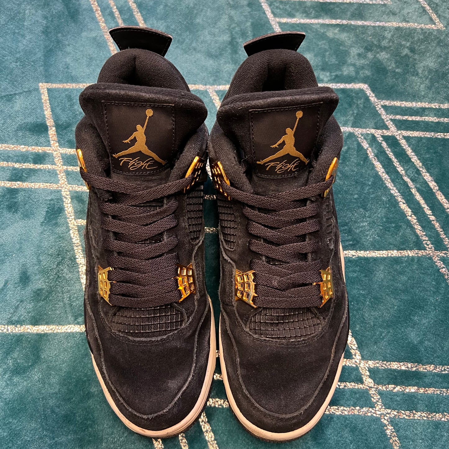 JORDAN 4 ROYALTY UK9 *PRE-LOVED*