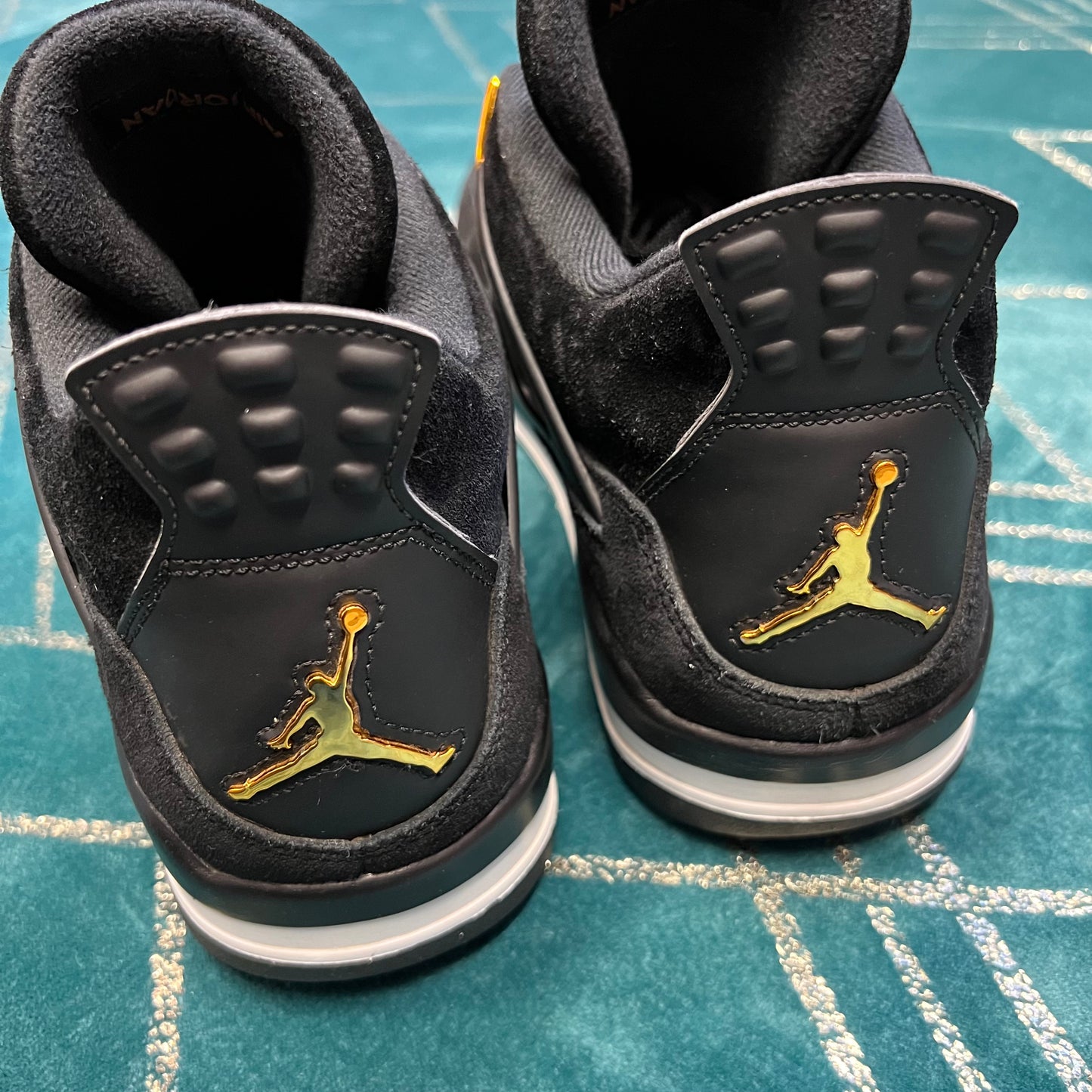 JORDAN 4 ROYALTY UK11 *PRE-LOVED*