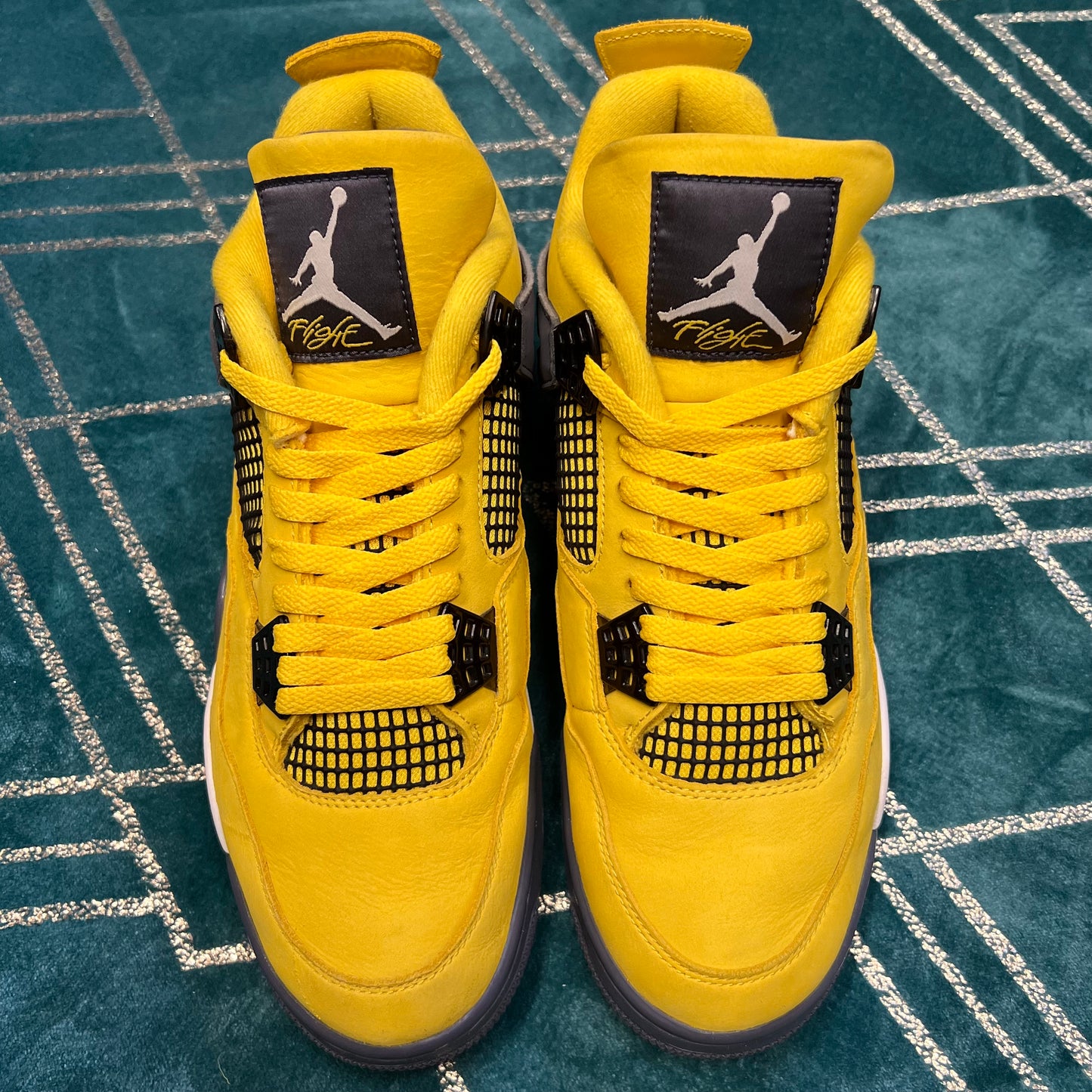 JORDAN 4 LIGHTNING 2021 UK9 *PRE-LOVED*