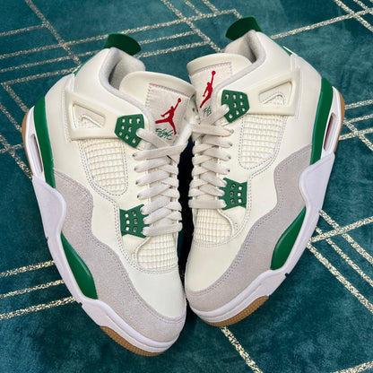 JORDAN 4 SB PINE GREEN UK7.5 *PRE-LOVED*