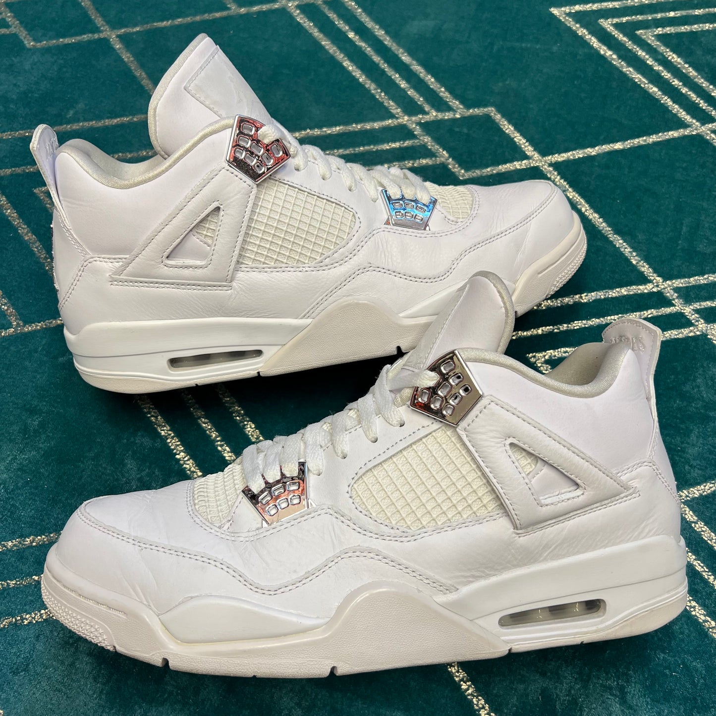 JORDAN 4 PURE MONEY 2016 UK12 *PRE-LOVED*