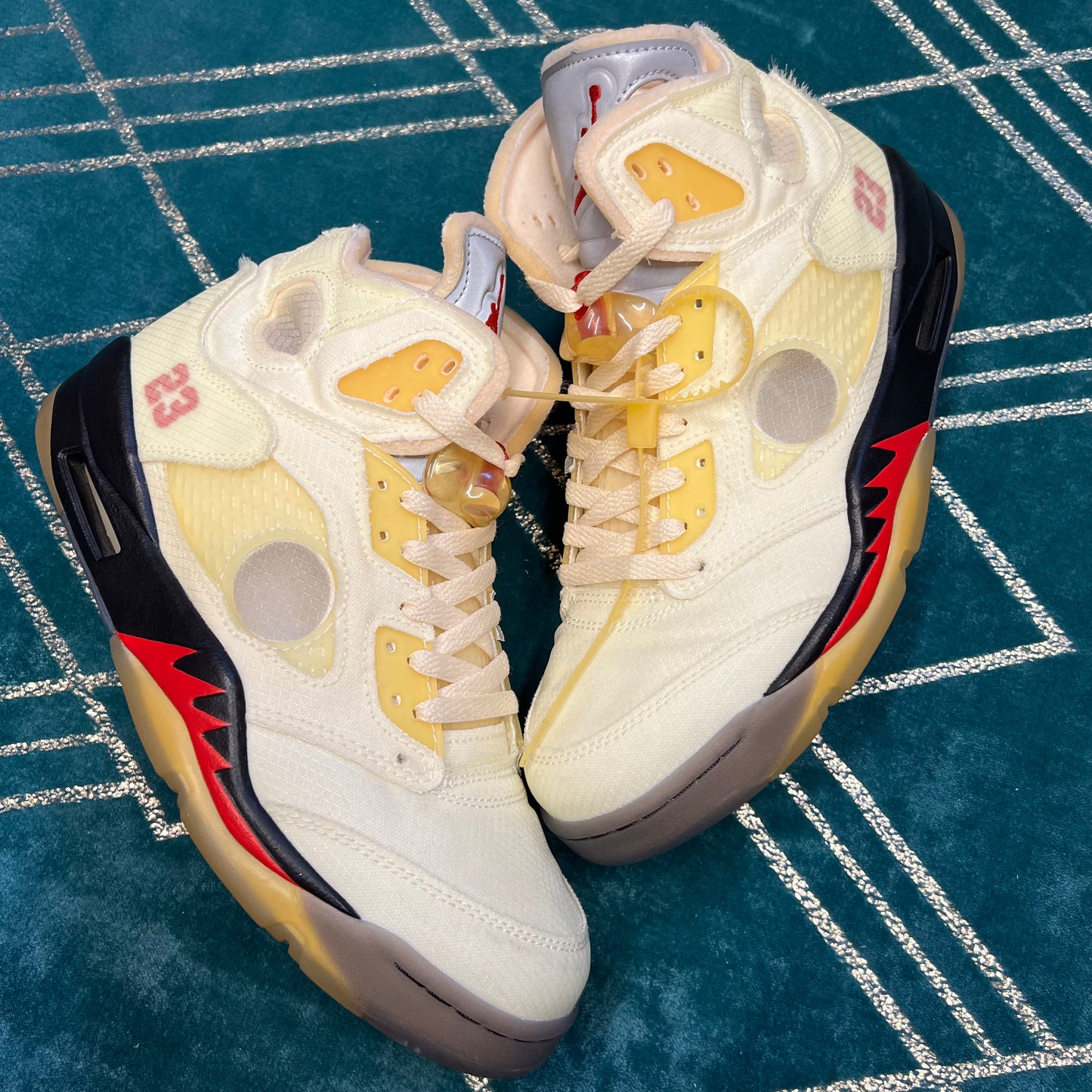 JORDAN 5 OFF-WHITE SAIL UK8 *PRE-LOVED*