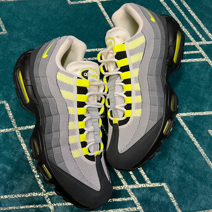 AIR MAX 95 OG NEON 2020 UK8.5 *PRE-LOVED*