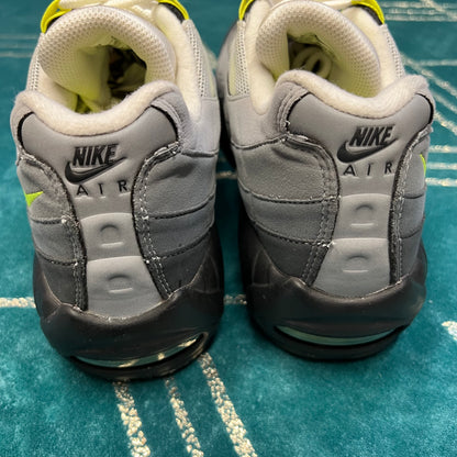 AIR MAX 95 OG NEON 2020 UK8.5 *PRE-LOVED*