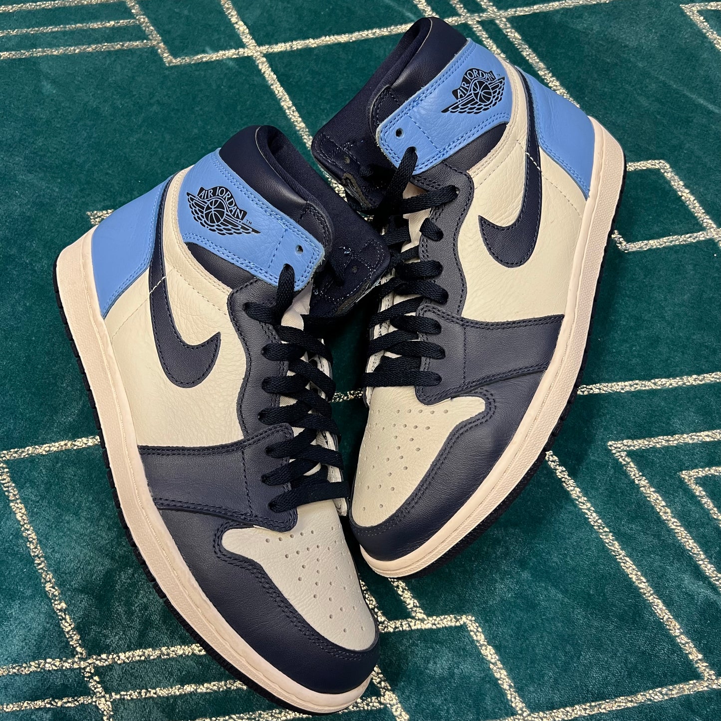 JORDAN 1 HIGH OBSIDIAN UNC UK9.5 *PRE-LOVED*