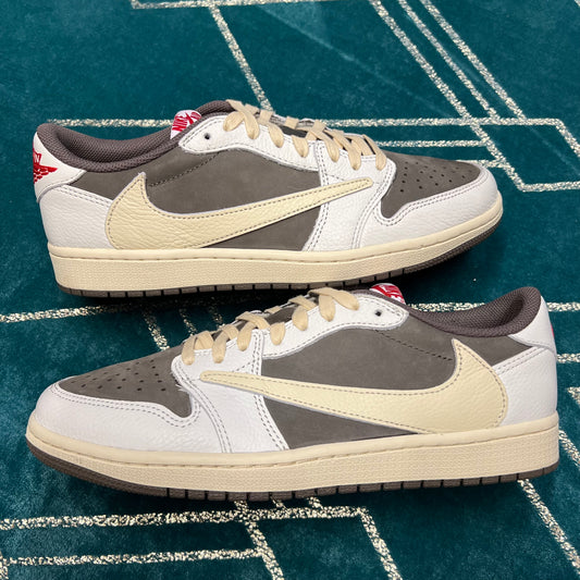 JORDAN 1 LOW TRAVIS SCOTT REVERSE MOCHA UK7.5 *PRE-LOVED*