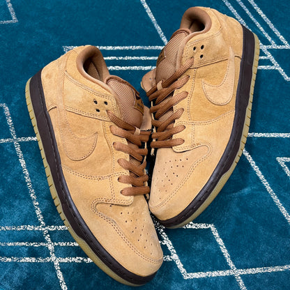 DUNK LOW SB WHEAT UK9.5 *PRE-LOVED*