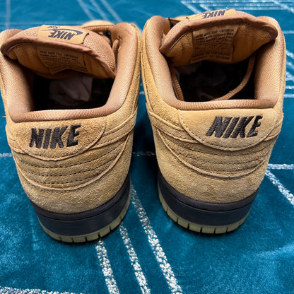 DUNK LOW SB WHEAT UK9.5 *PRE-LOVED*