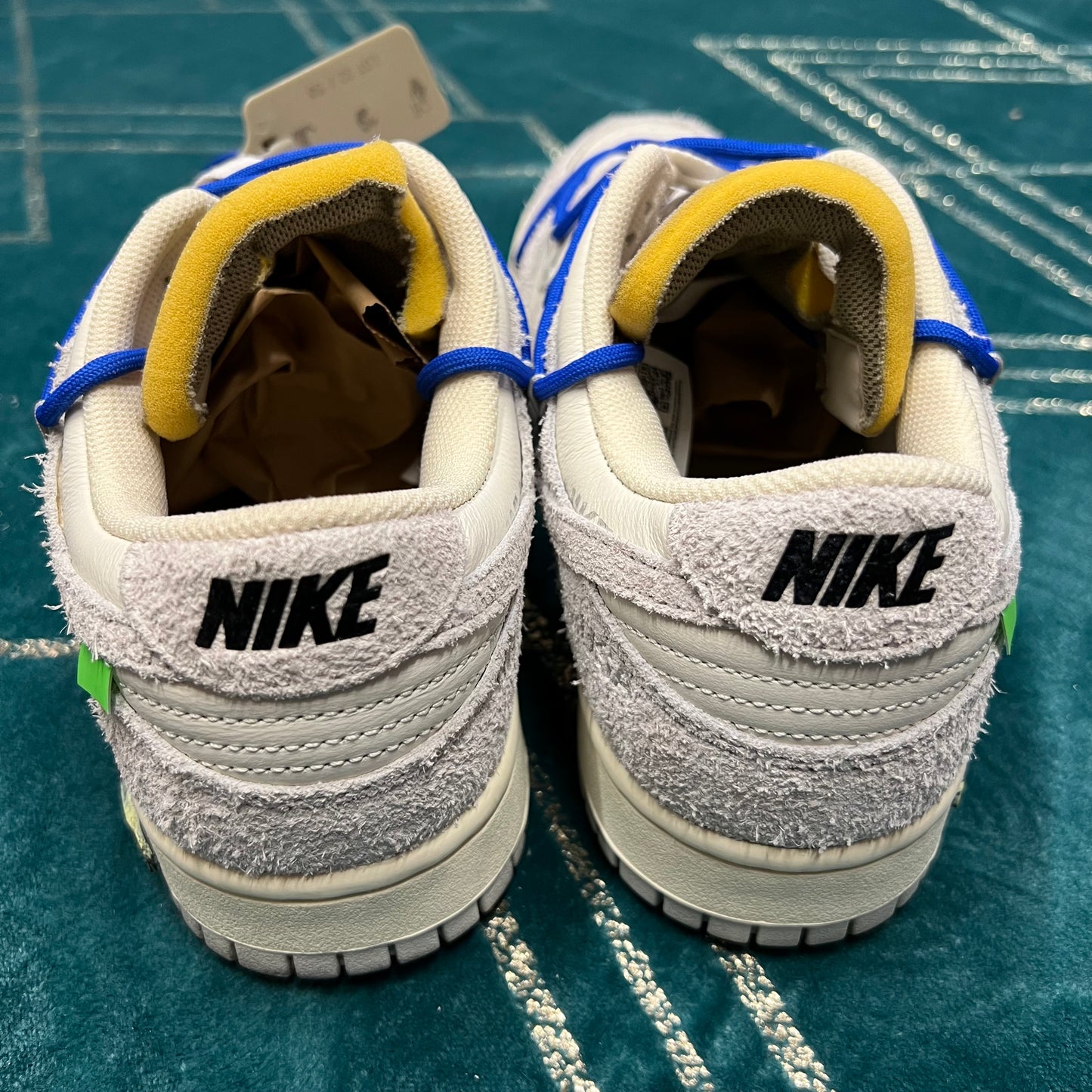 DUNK LOW OFF-WHITE LOT 32 UK8 *PRE-LOVED*