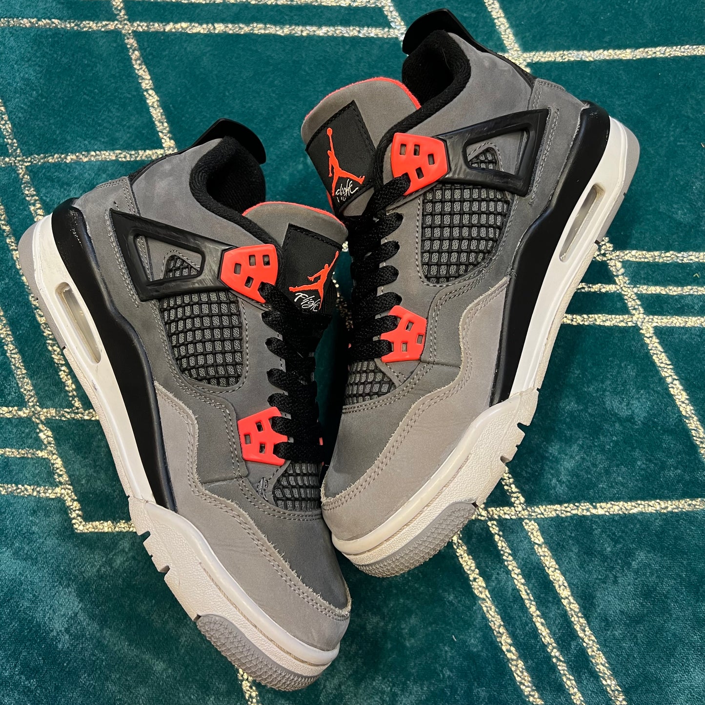 JORDAN 4 INFRARED (GS) UK4.5 *PRE-LOVED*