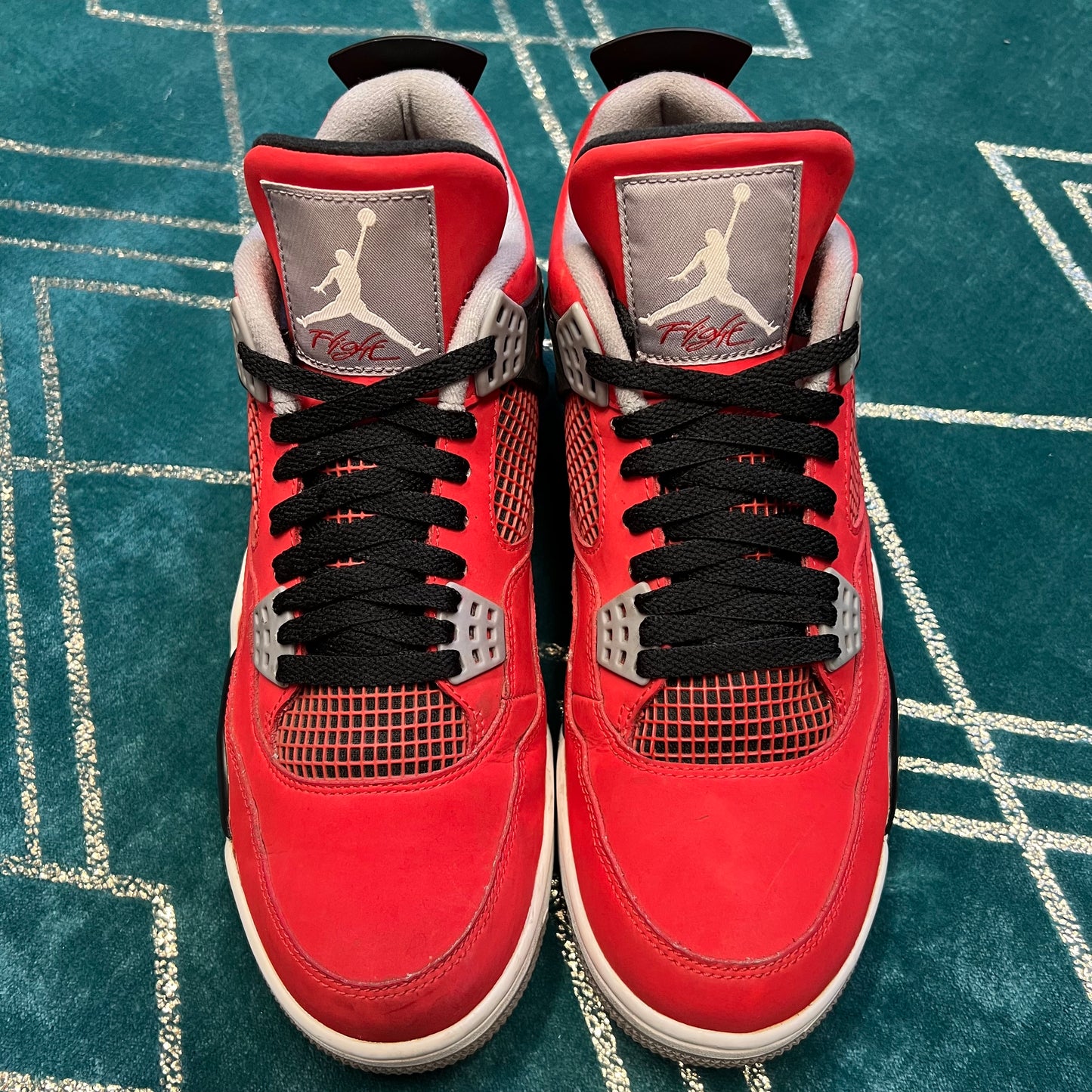 JORDAN 4 TORO BRAVO UK9 *PRE-LOVED*