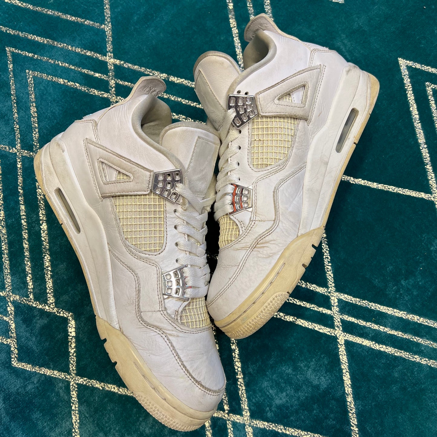 JORDAN 4 PURE MONEY 2016 UK9 *PRE-LOVED*