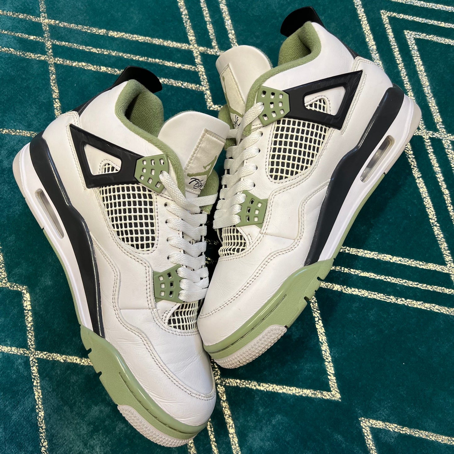 JORDAN 4 SEAFOAM (W) UK8 *PRE-LOVED*