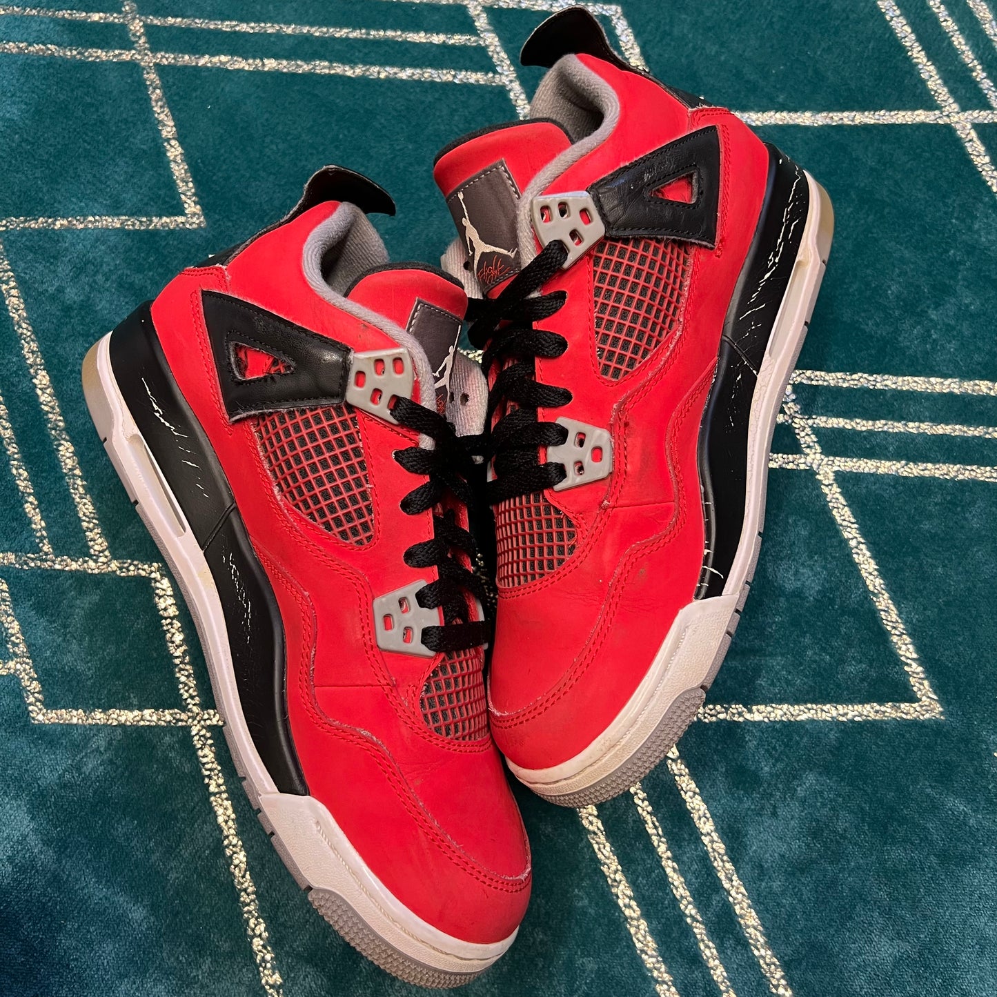 JORDAN 4 TORO BRAVO (GS) UK5.5 *PRE-LOVED*