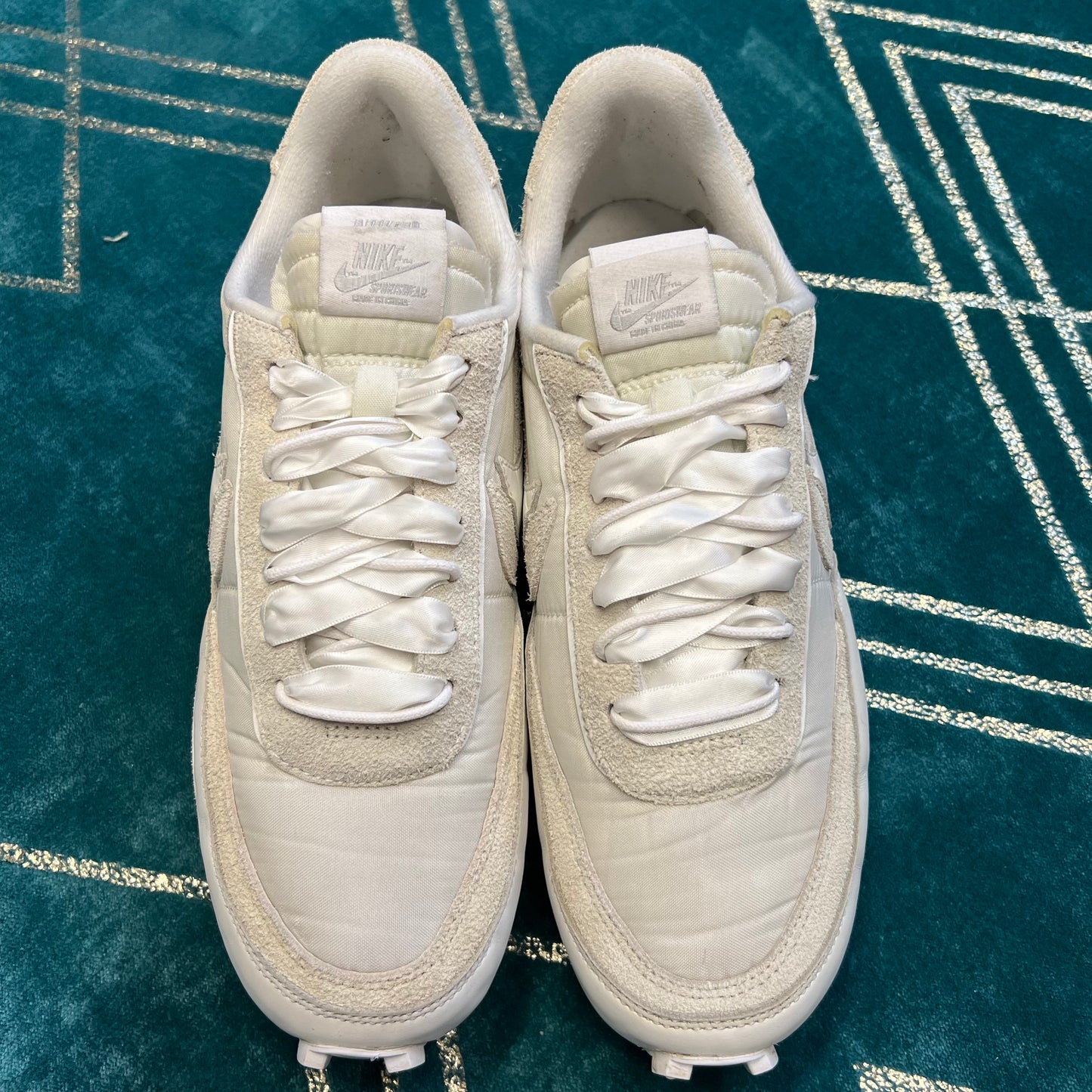 SACAI WAFFLE NYLON WHITE UK8 *PRE-LOVED*