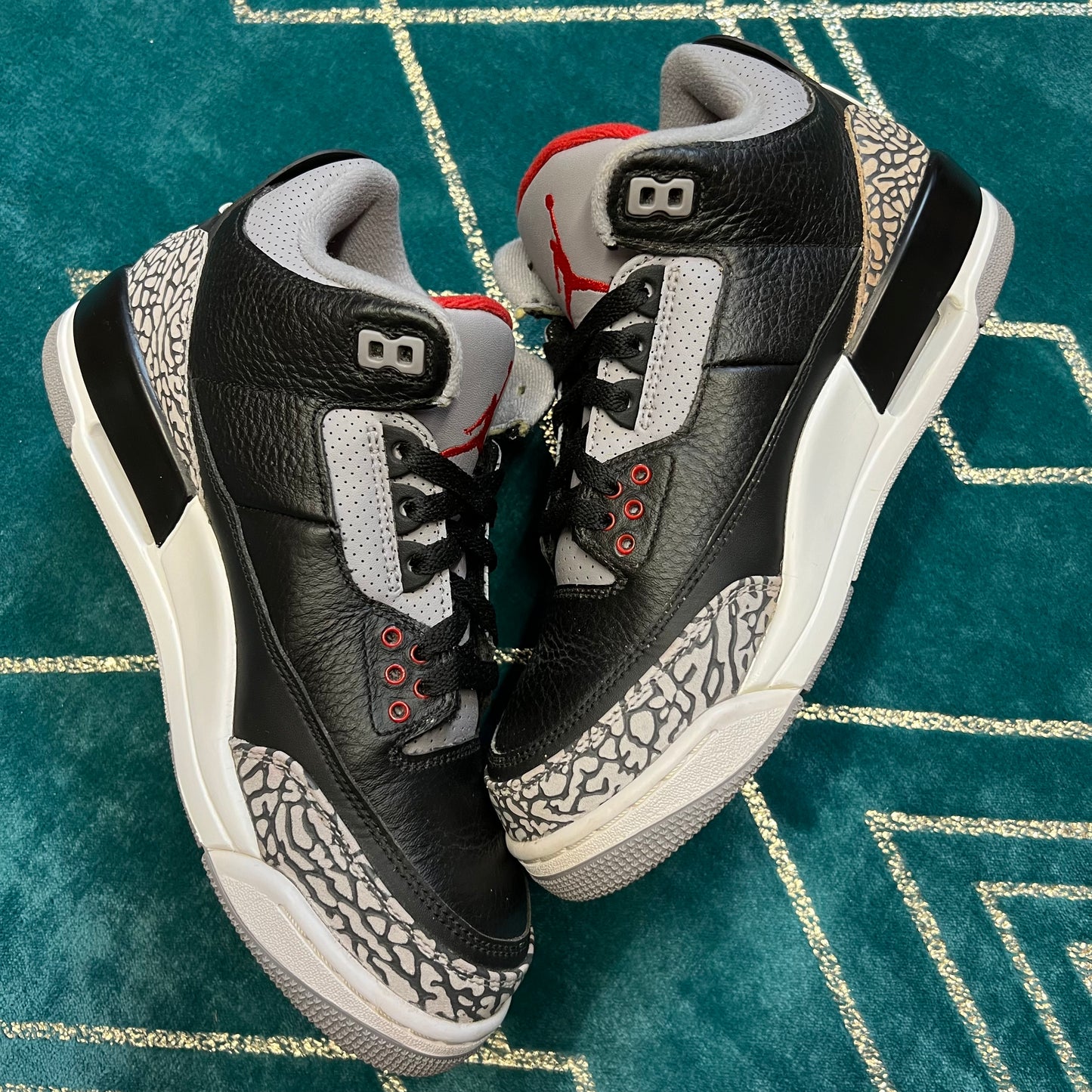 JORDAN 3 BLACK CEMENT 2018 UK6.5 *PRE-LOVED*