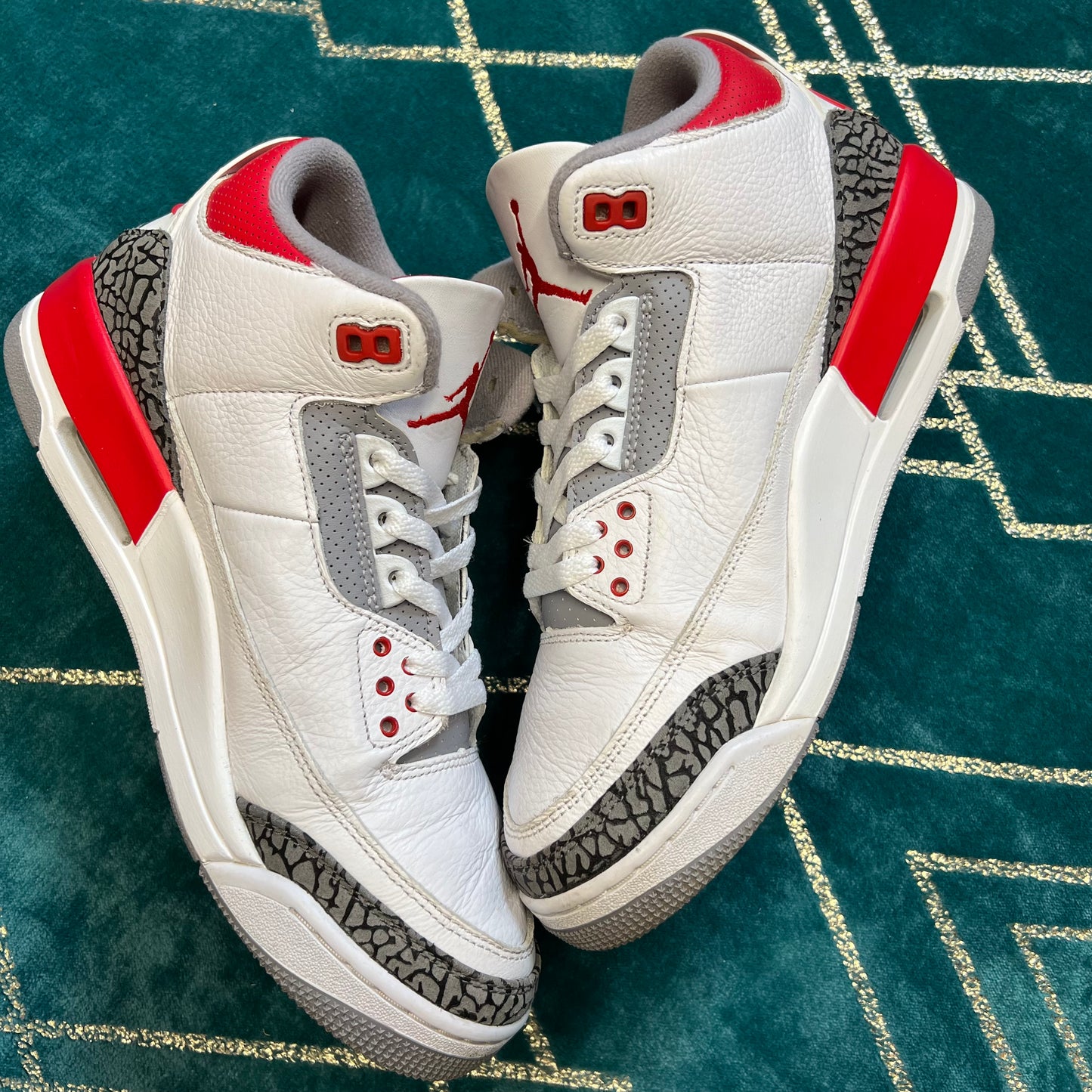 JORDAN 3 FIRE RED 2020 UK9 *PRE-LOVED*