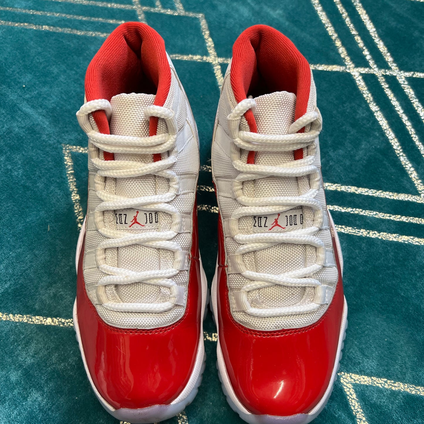 JORDAN 11 CHERRY UK4 *PRE-LOVED*