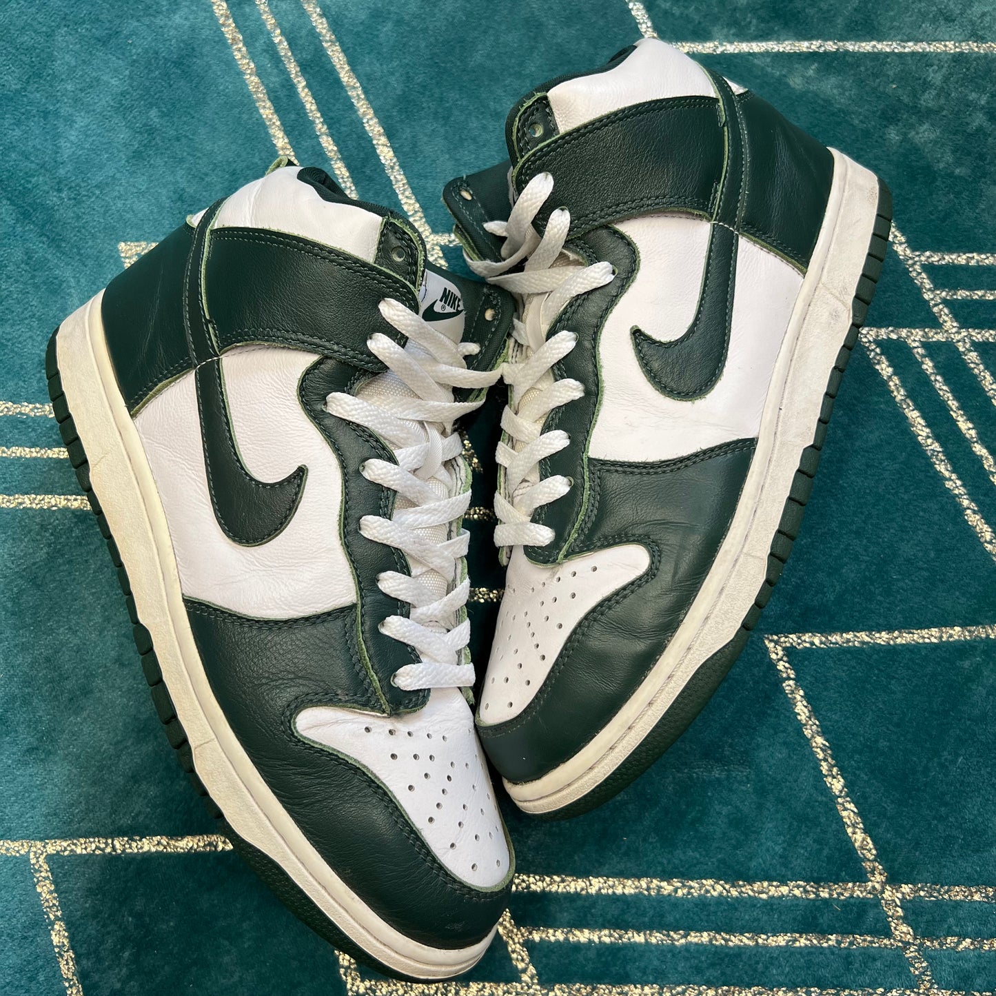 DUNK HIGH SPARTAN GREEN UK8.5 *PRE-LOVED*