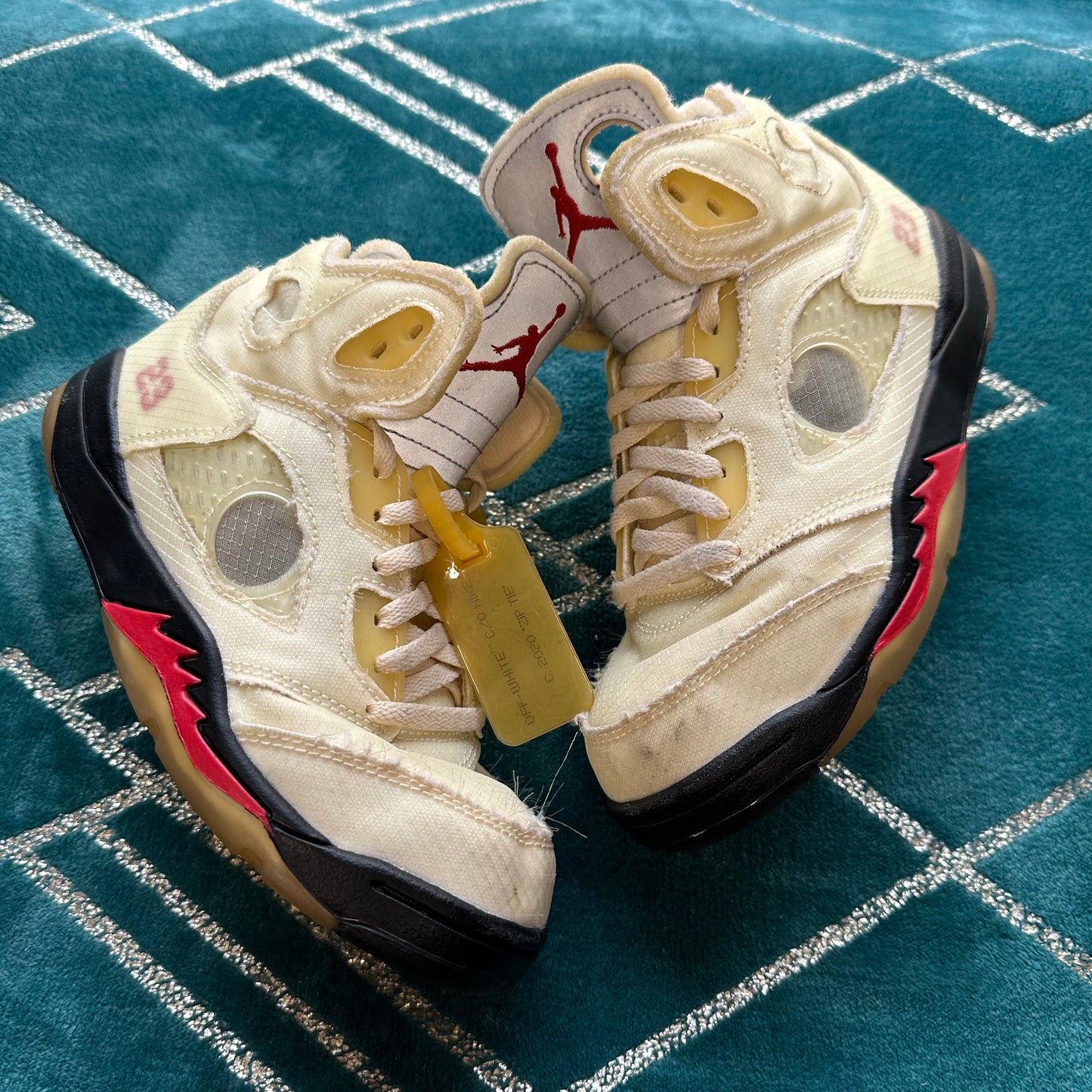 JORDAN 5 OFF-WHITE SAIL UK1 (PS) *PRE-LOVED*