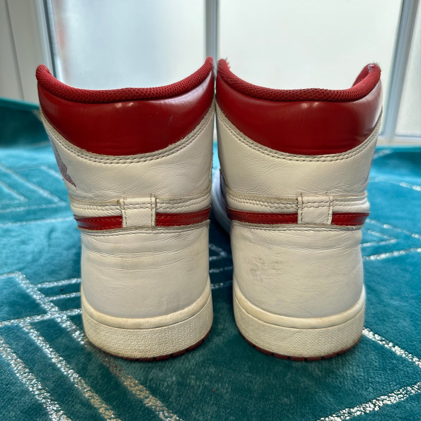 JORDAN 1 HIGH METALLIC RED UK8 *PRE-LOVED*