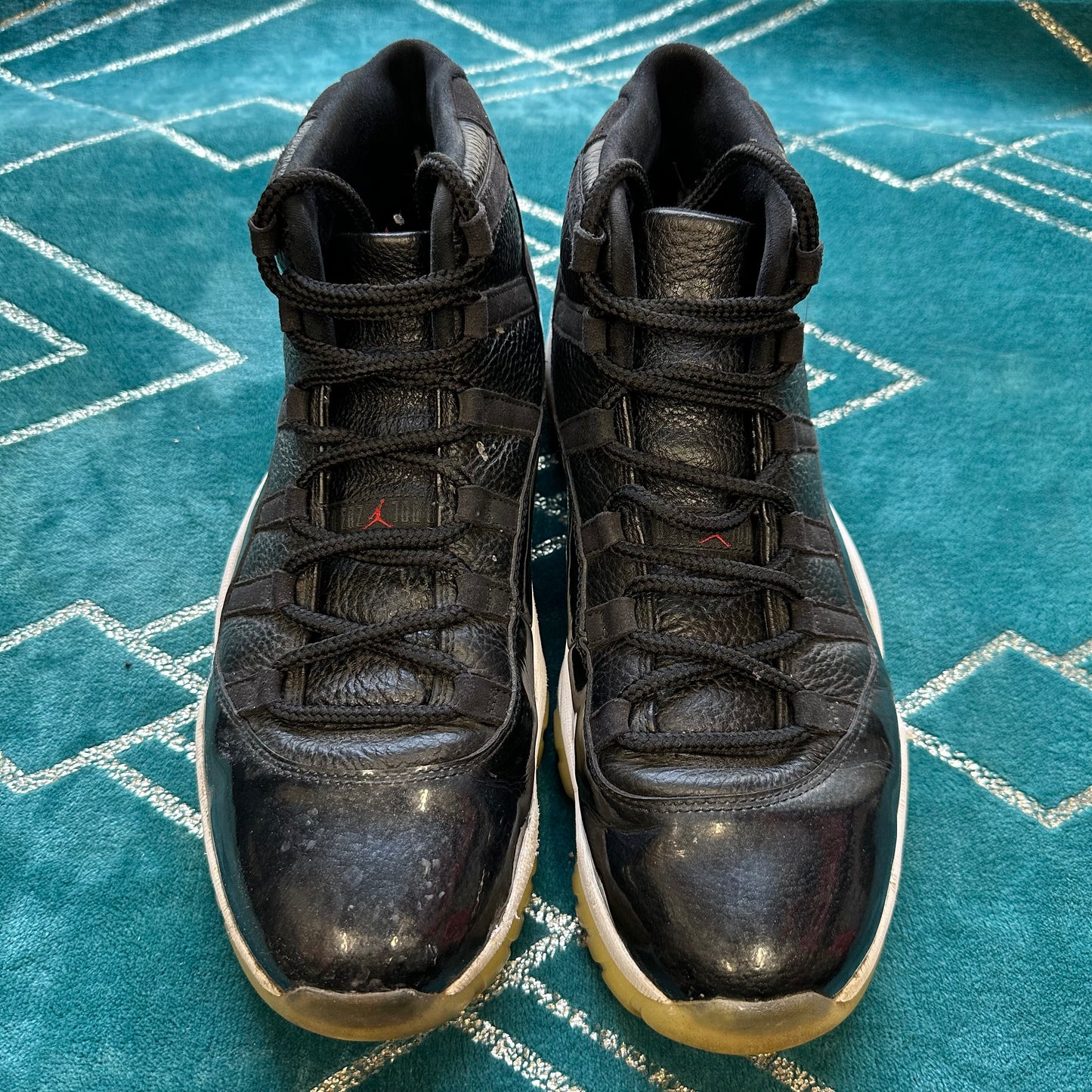 JORDAN 11 72-10 UK10.5 *PRE-LOVED*