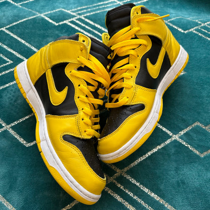 DUNK HIGH VARSITY MAIZE UK10 *PRE-LOVED*