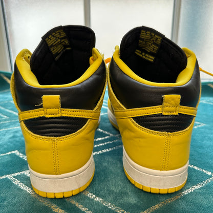 DUNK HIGH VARSITY MAIZE UK10 *PRE-LOVED*