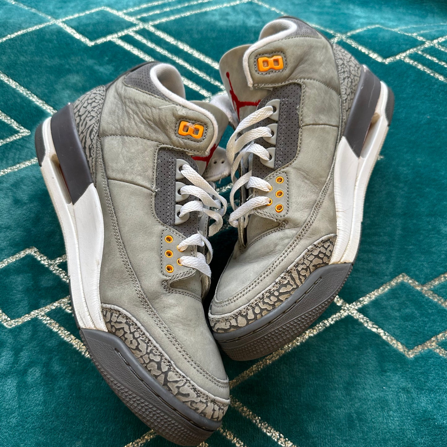 JORDAN 3 COOL GREY UK9.5 *PRE-LOVED*