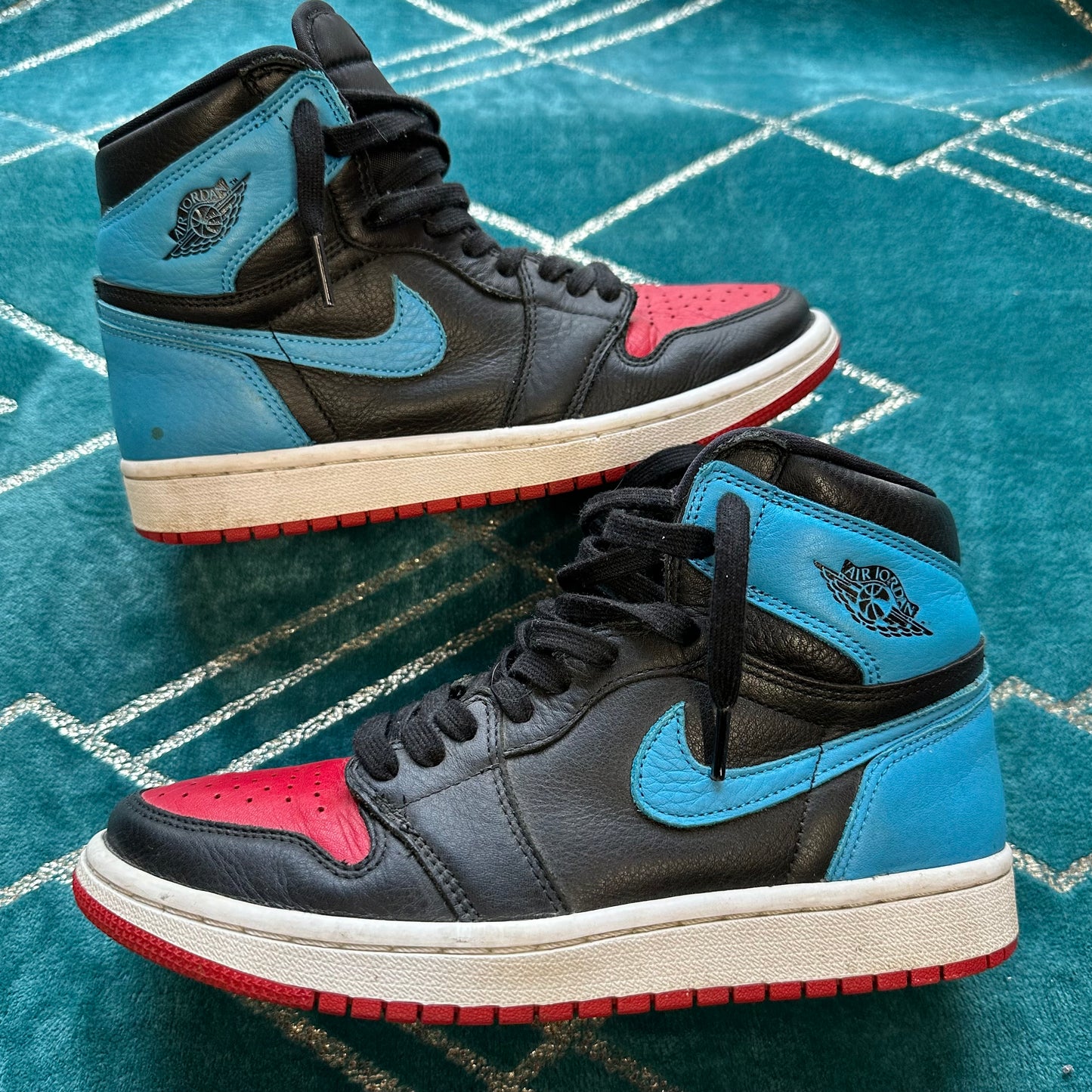 JORDAN 1 HIGH UNC TO CHI (W) UK5 *PRE-LOVED*