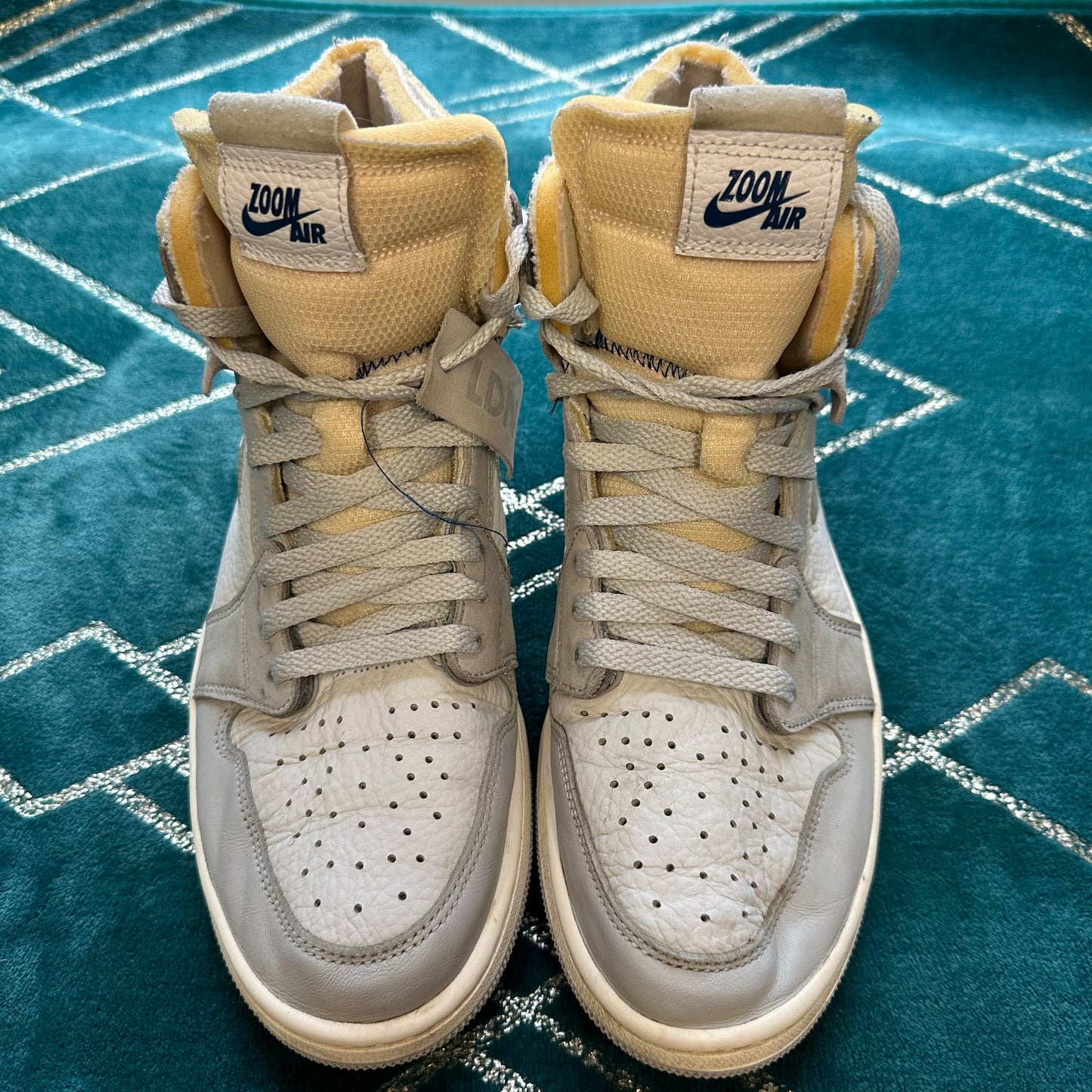 JORDAN 1 HIGH ZOOM LONDON UK9.5 *PRE-LOVED*