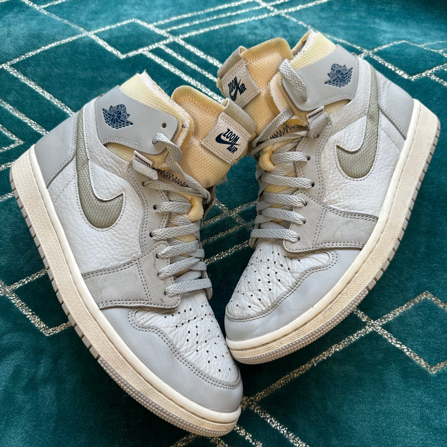 JORDAN 1 HIGH ZOOM LONDON UK9.5 *PRE-LOVED*