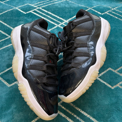 JORDAN 11 LOW 72-10 UK12 *PRE-LOVED*