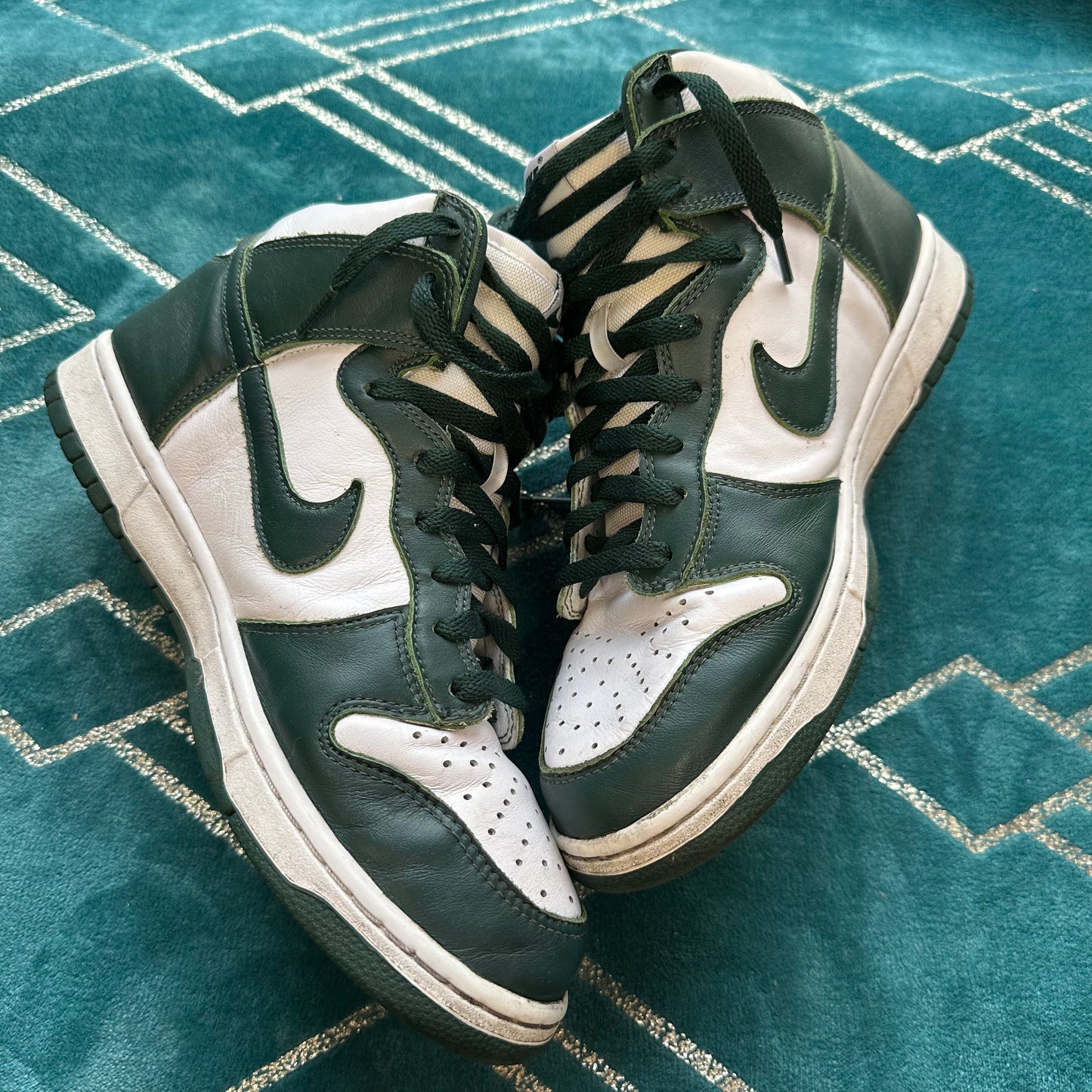 DUNK HIGH SPARTAN GREEN UK9 *PRE-LOVED*