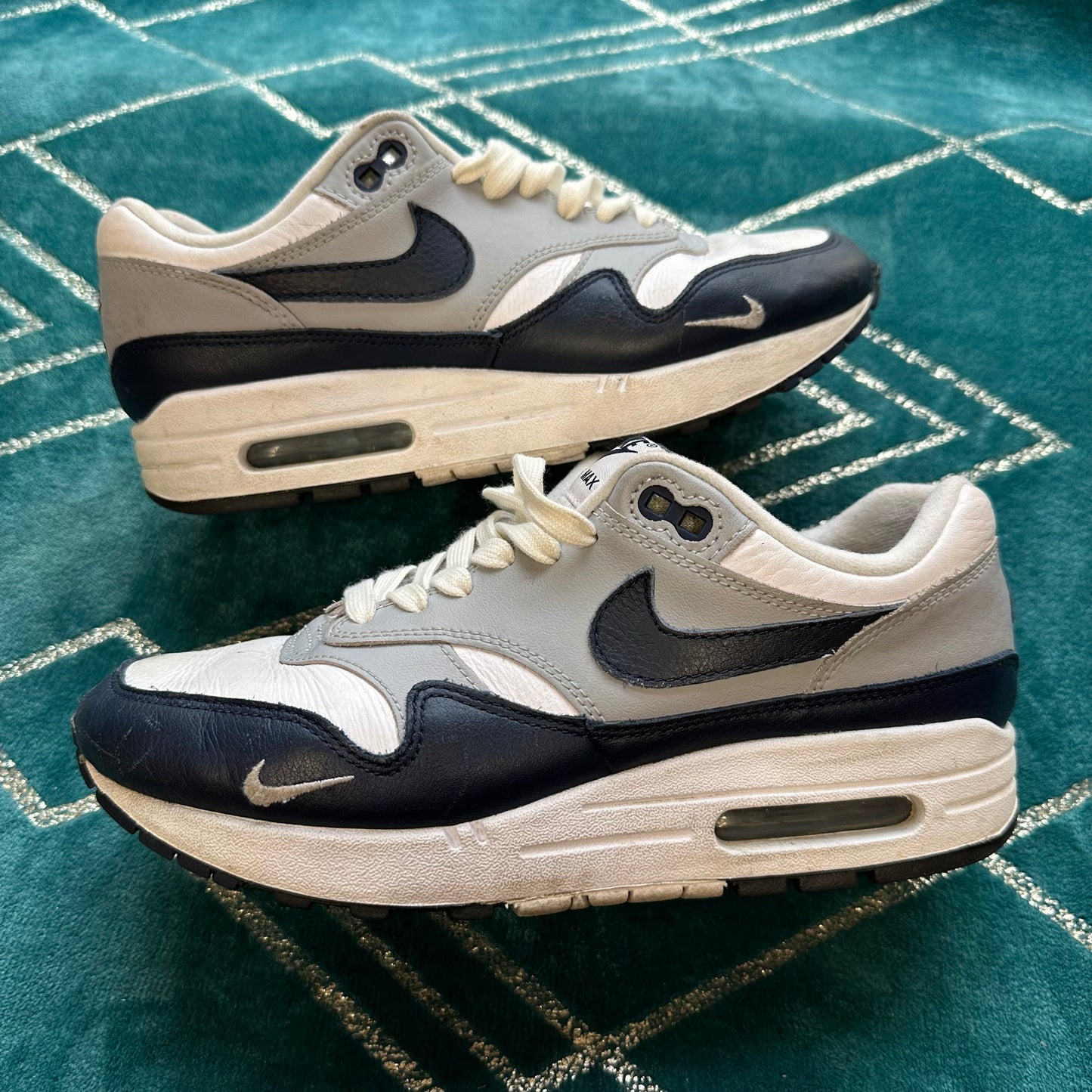 AIR MAX 1 LV8 OBSIDIAN UK6 *PRE-LOVED*