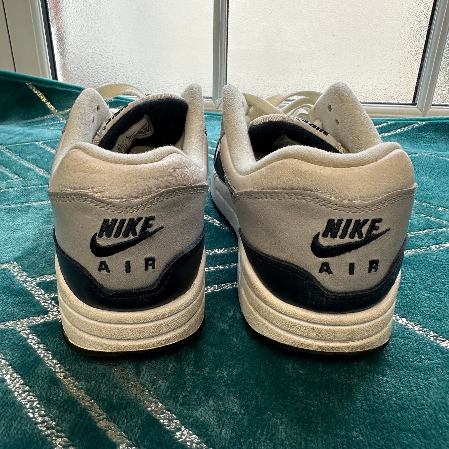 AIR MAX 1 LV8 OBSIDIAN UK6 *PRE-LOVED*