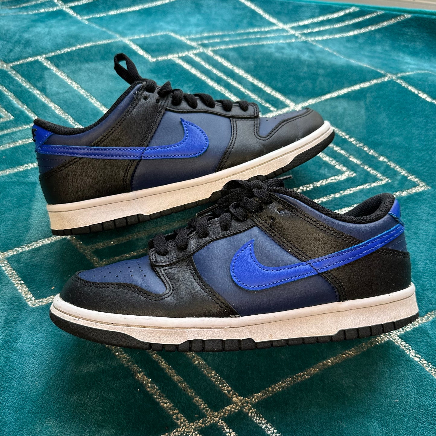 DUNK LOW MIDNIGHT NAVY UK6 (GS) *PRE-LOVED*