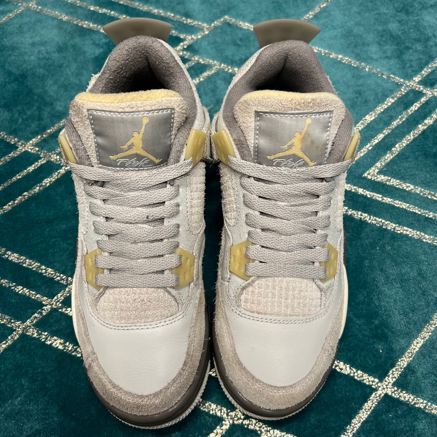 JORDAN 4 PHOTON DUST (GS) UK4 *PRE-LOVED*