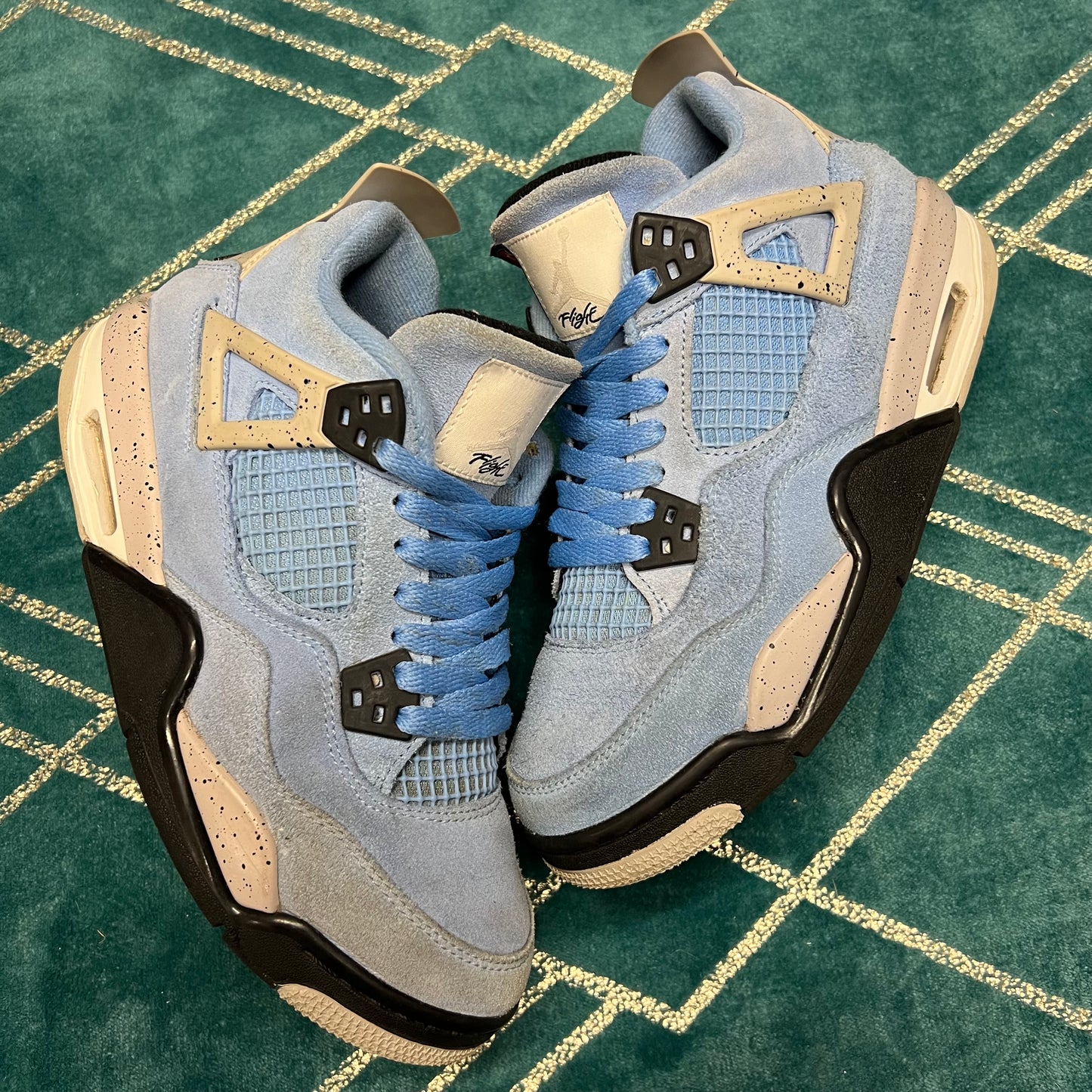 JORDAN 4 UNIVERSITY BLUE (GS) UK6 *PRE-LOVED*