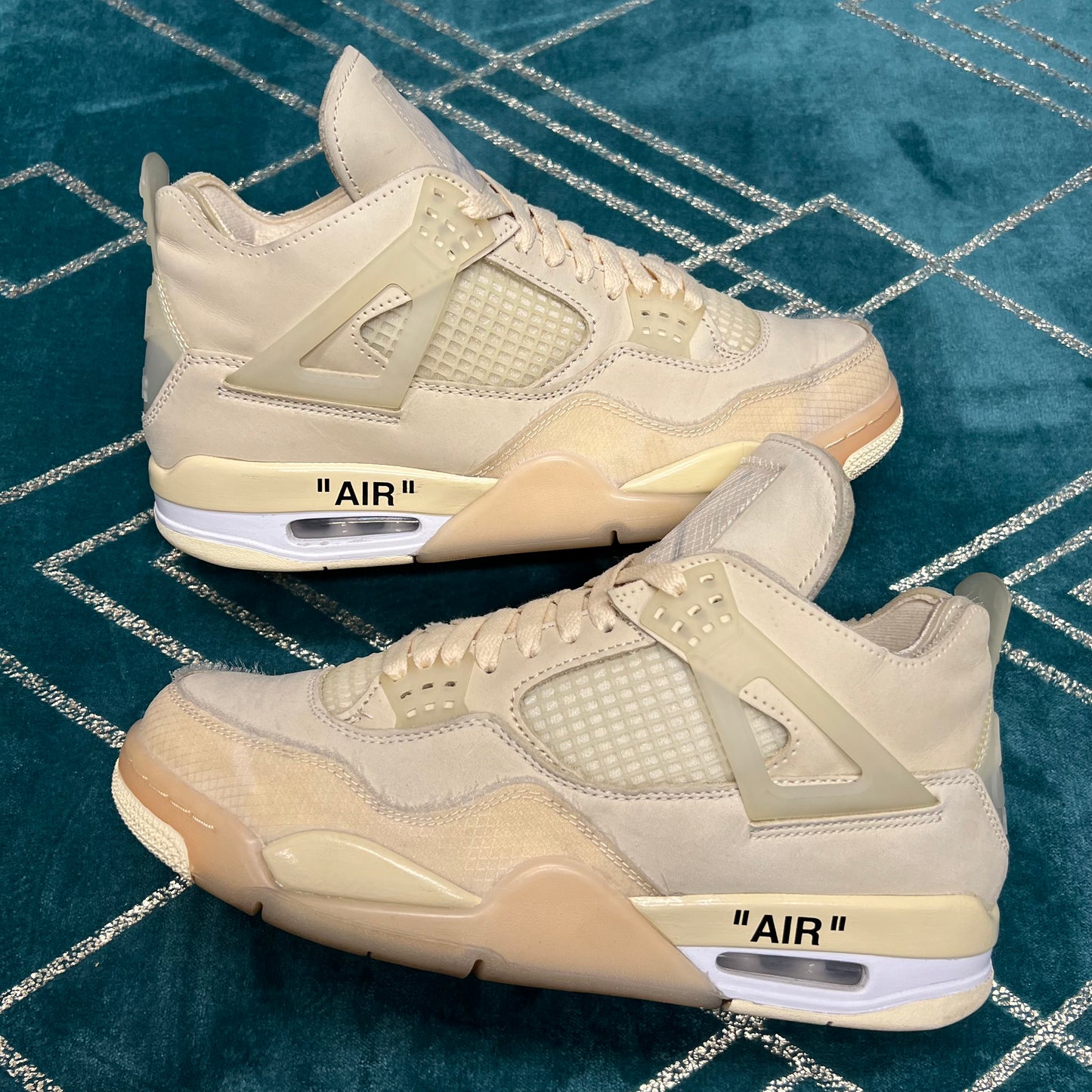 JORDAN 4 OFF-WHITE SAIL UK7.5 *PRE-LOVED*