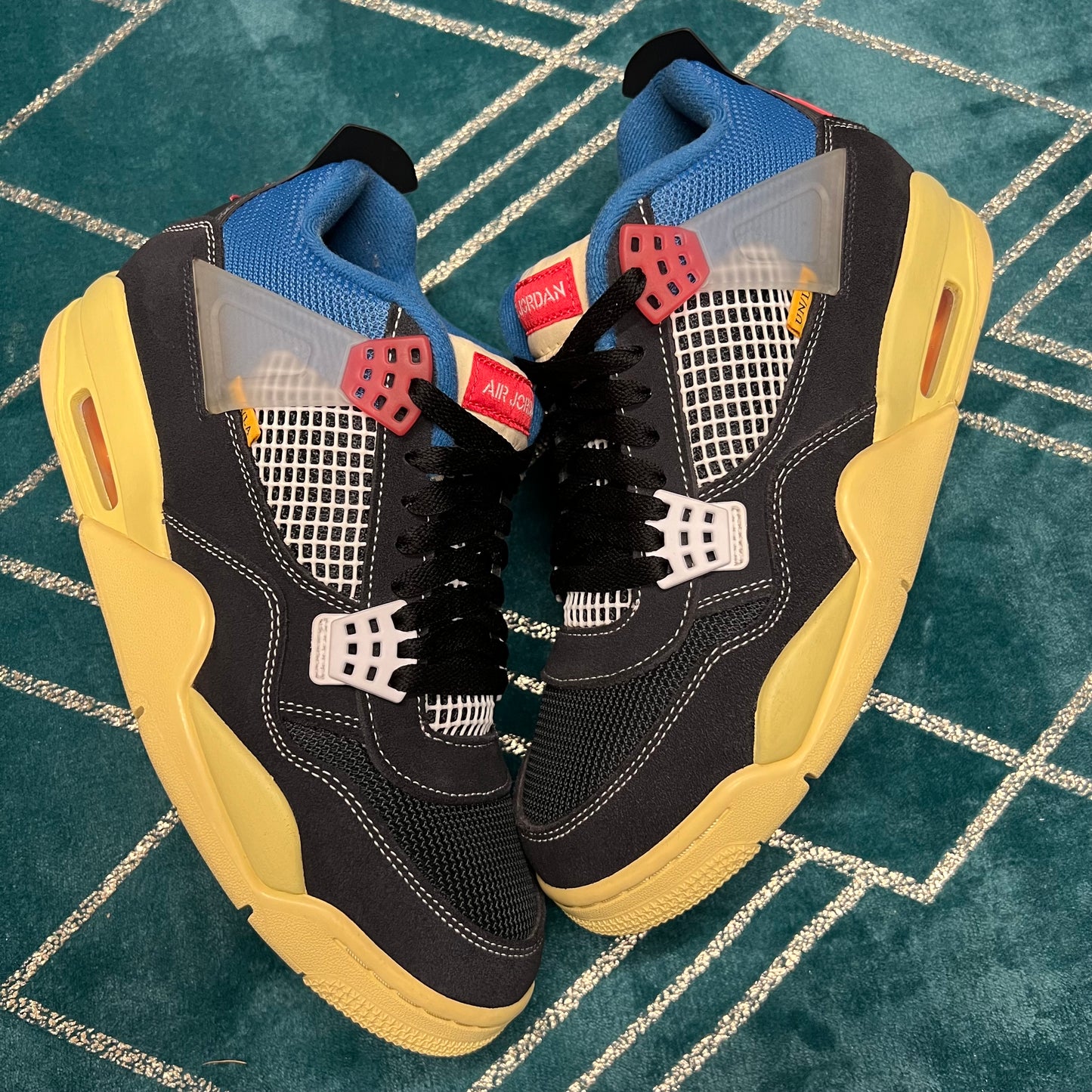 JORDAN 4 UNION LA OFF NOIR UK7.5 *PRE-LOVED*