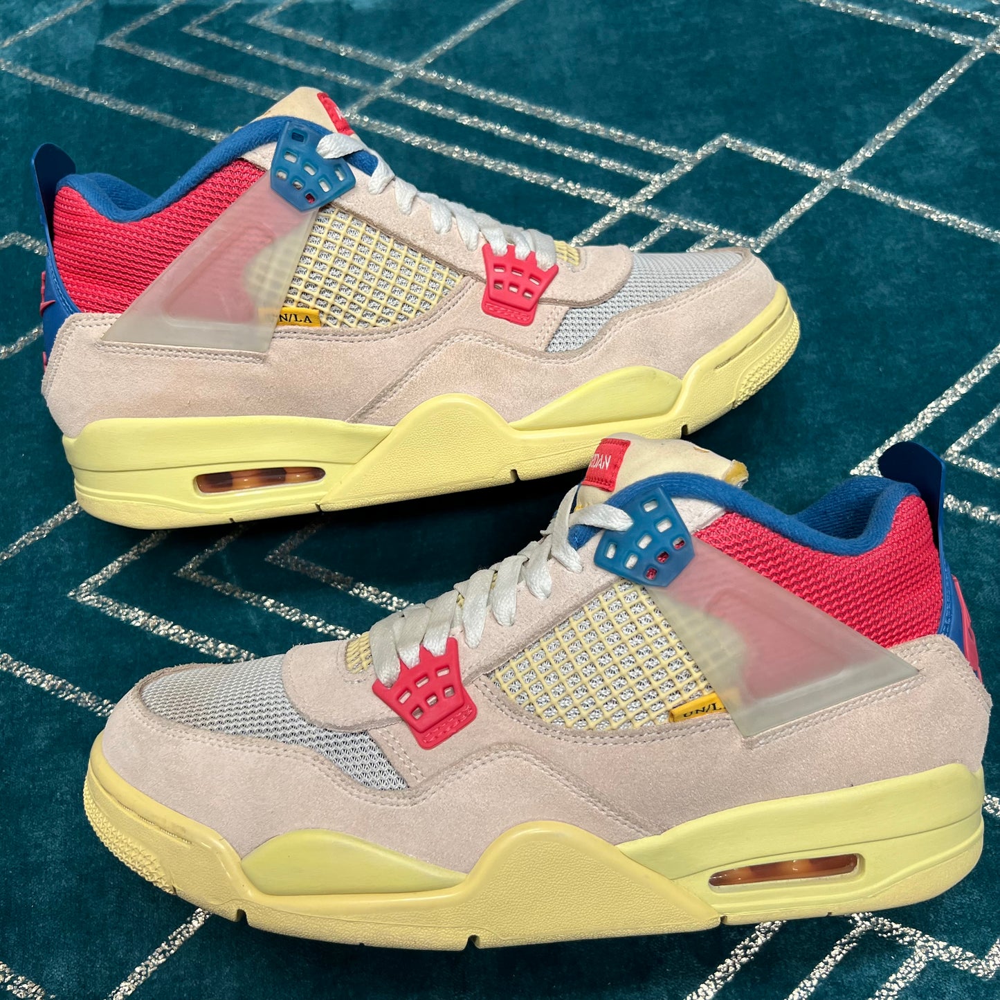 JORDAN 4 UNION LA GUAVA ICE UK9.5 *PRE-LOVED*