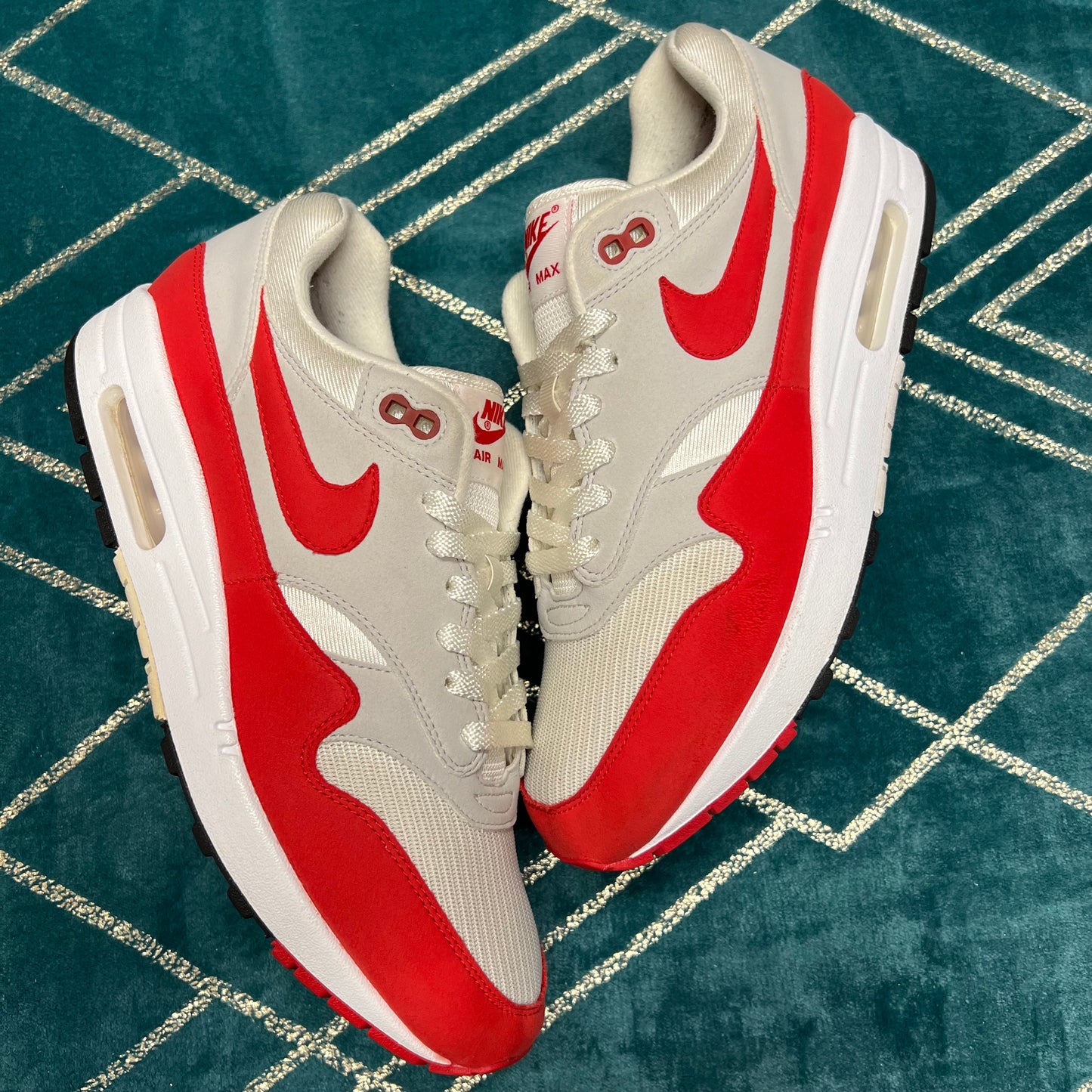 AIR MAX 1 ANNIVERSARY RED 2017 UK9 *PRE-LOVED*