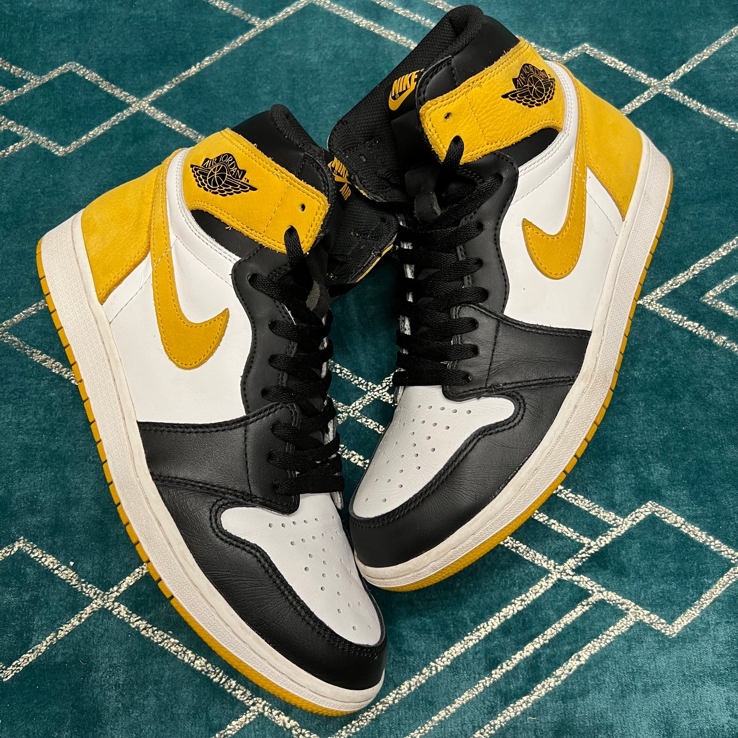 JORDAN 1 HIGH YELLOW OCHRE UK11 *PRE-LOVED*