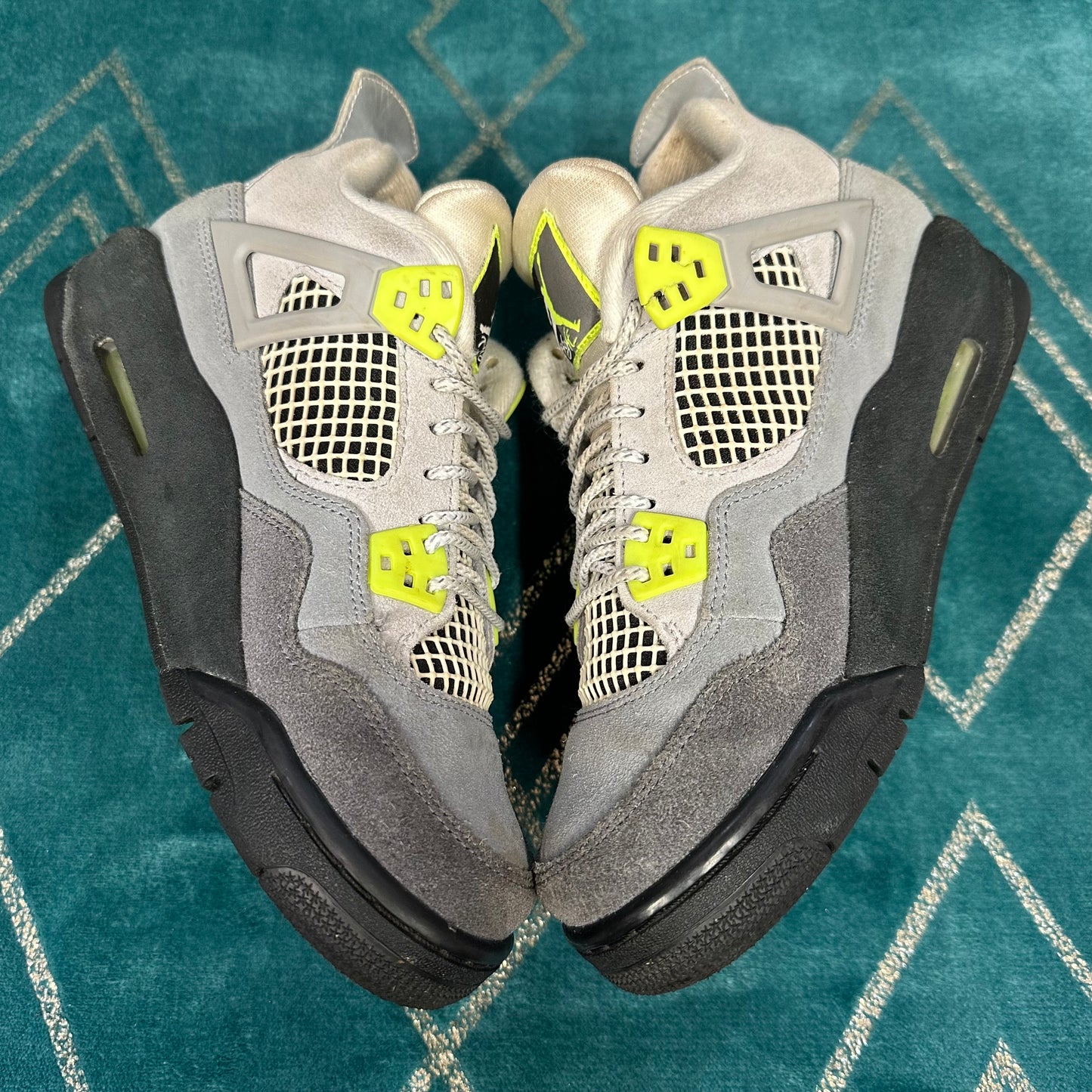 JORDAN 4 NEON 95 (GS) UK5.5 *PRE-LOVED*