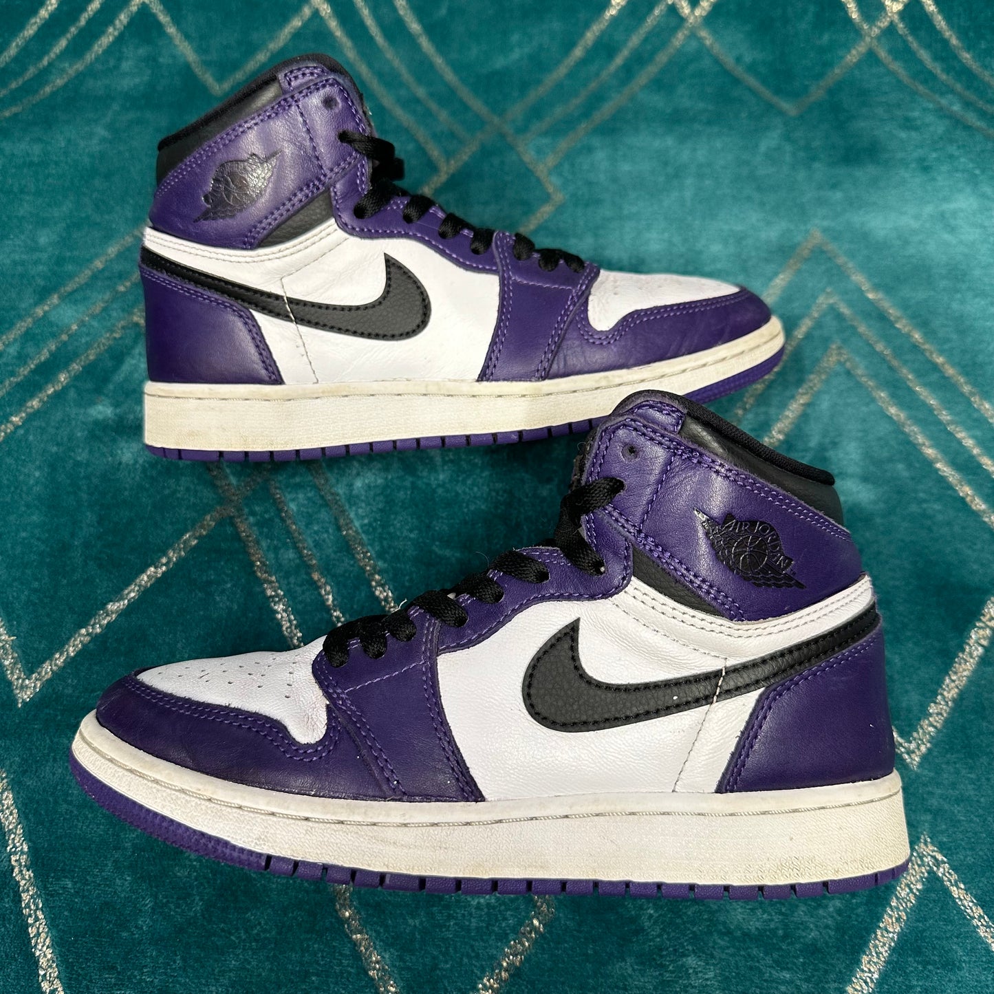 JORDAN 1 HIGH COURT PURPLE 2.0 (GS) UK5 *PRE-LOVED*