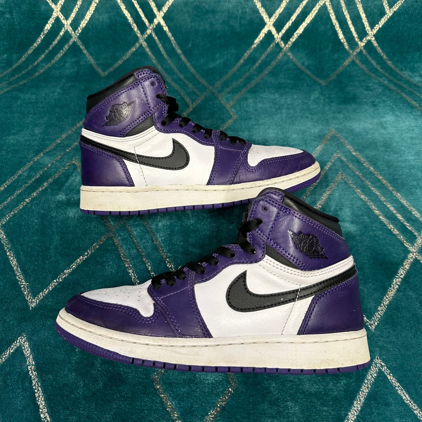 JORDAN 1 HIGH COURT PURPLE 2.0 (GS) UK5 *PRE-LOVED*