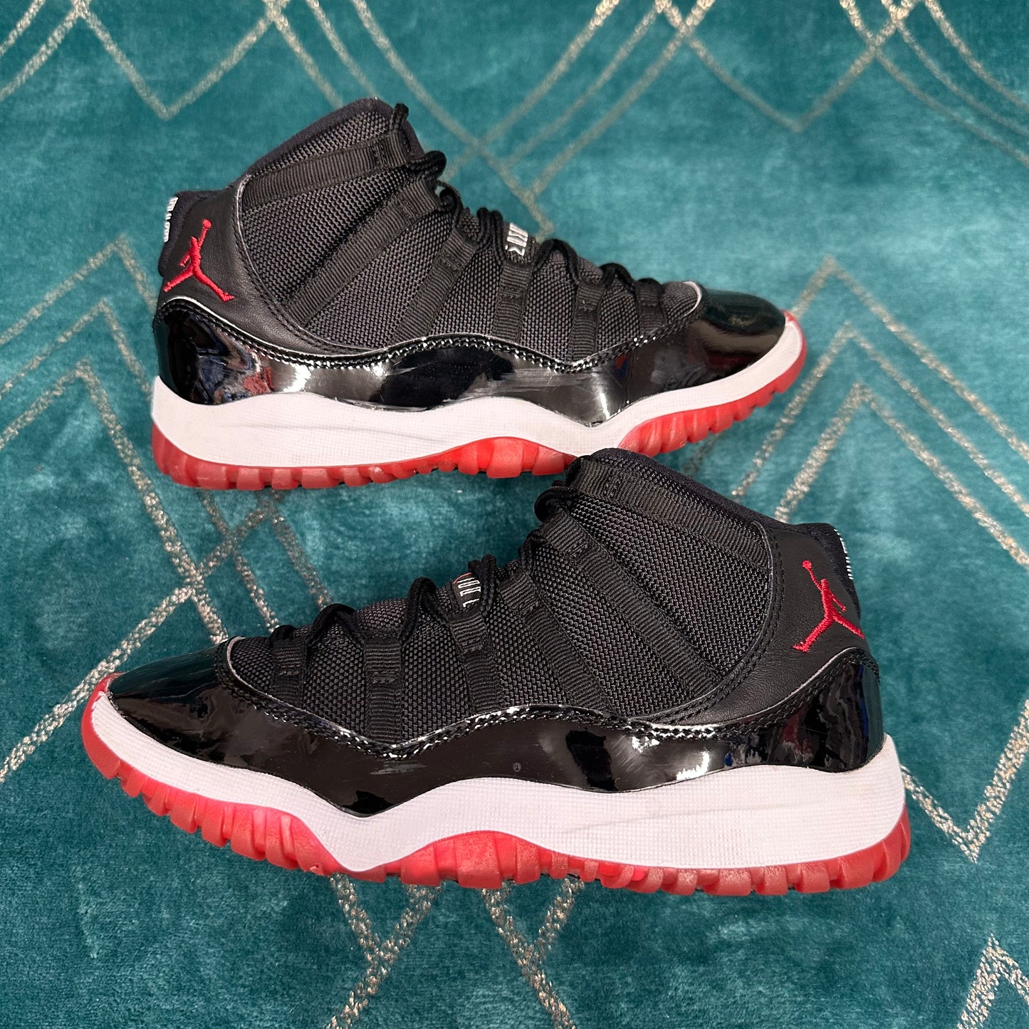 JORDAN 11 BRED 2019 (PS) UK2.5 *PRE-LOVED*