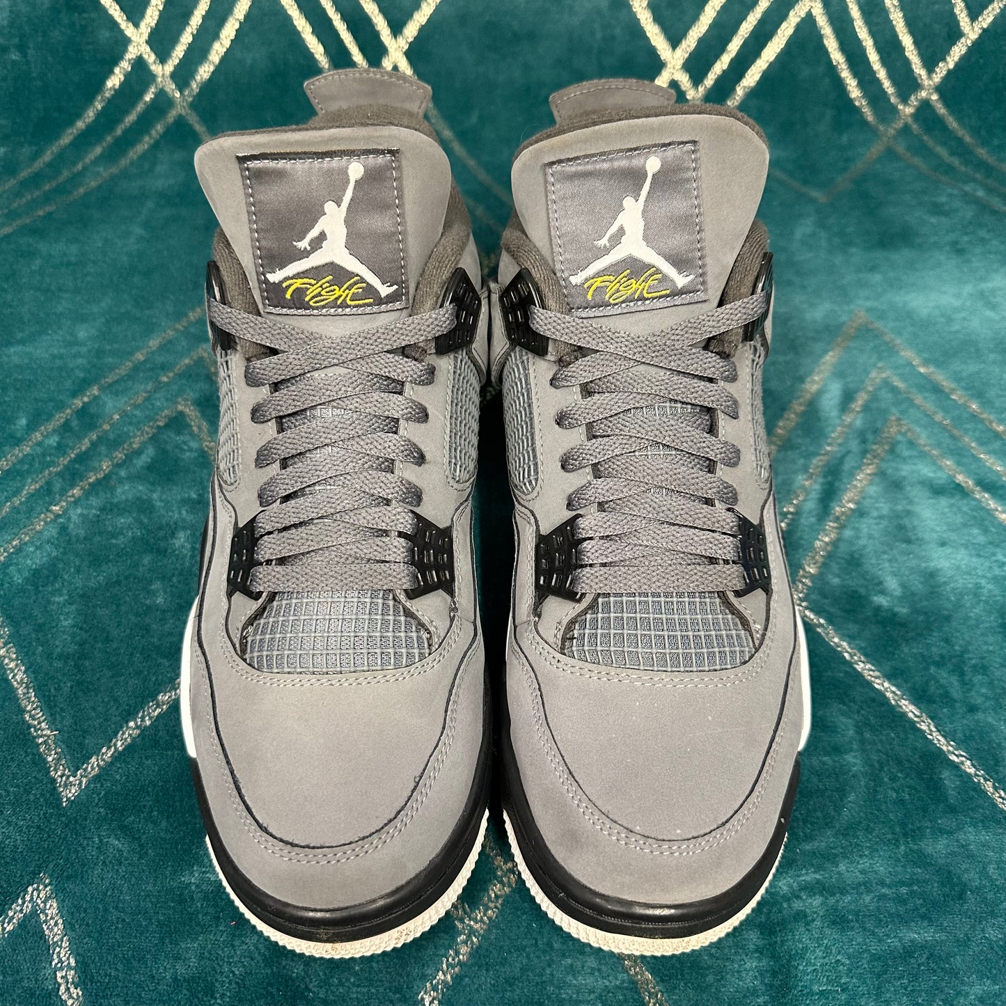 JORDAN 4 COOL GREY 2019 UK9.5 *PRE-LOVED*